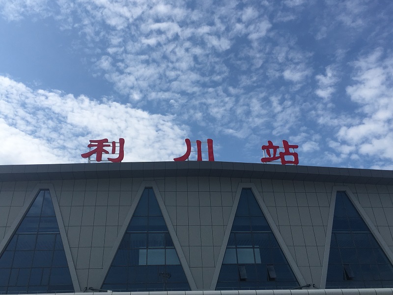 客運車站進、出站通道區(qū)有哪些靜態(tài)標(biāo)識？